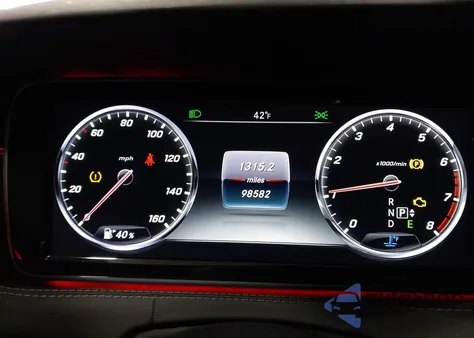 2016 Mercedes-Benz S 550 4Matic z USA, uszkodzony, nr VIN WDDXJ8FB5GA012965